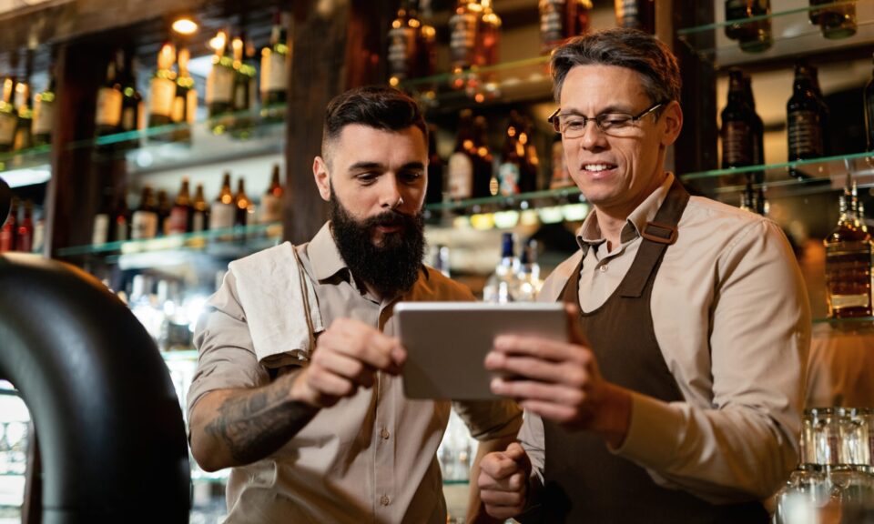 CBS: a carga tributária do seu restaurante em 2027 sobe ou cai?, imagem ilustrativa