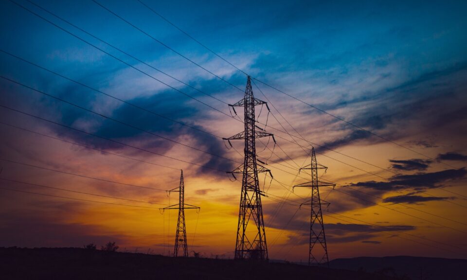 Energia elétrica no restaurante: IPCA-15 pede revisão da conta, imagem ilustrativa