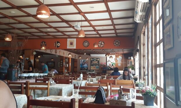 Piso salarial de restaurantes em Dourados: o que vale até 2028, imagem ilustrativa