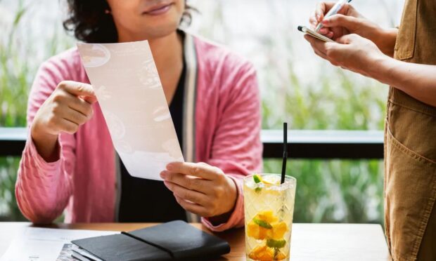 Regulamentação do IVA: o que muda para bares e restaurantes, imagem ilustrativa