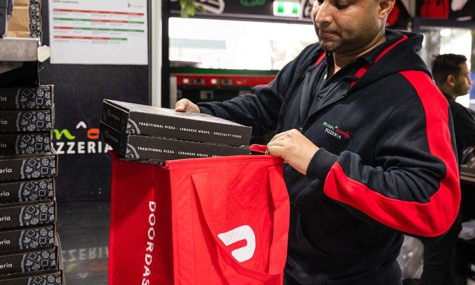 DashOS da DoorDash une delivery e fidelidade nos EUA, imagem ilustrativa