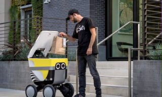 Deliveroo prevê robôs de entrega em cinco áreas do Reino Unido, imagem ilustrativa